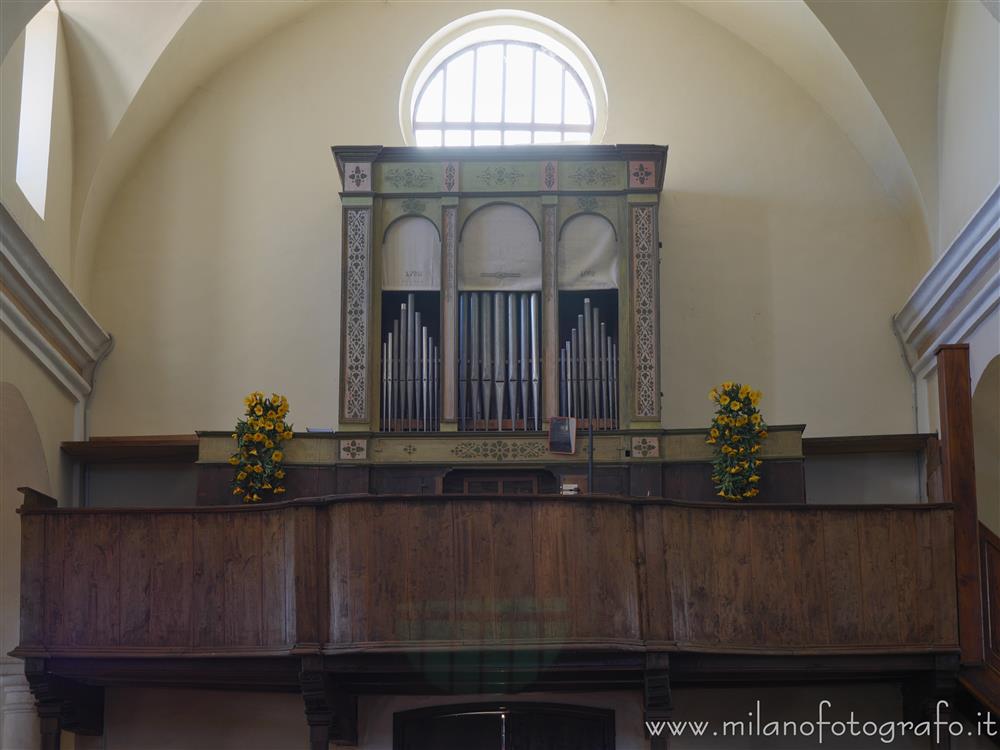 Occhieppo Inferiore (Biella, Italy) - Organ on the counterfacade of the Sanctuary of St. Clement